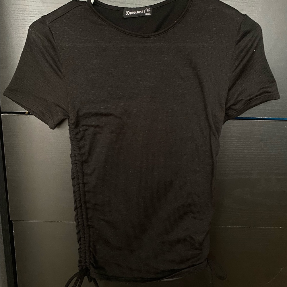 Women’s Black Ribbed Top